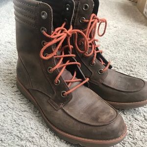 Timberland Women’s Lace-Up Boots